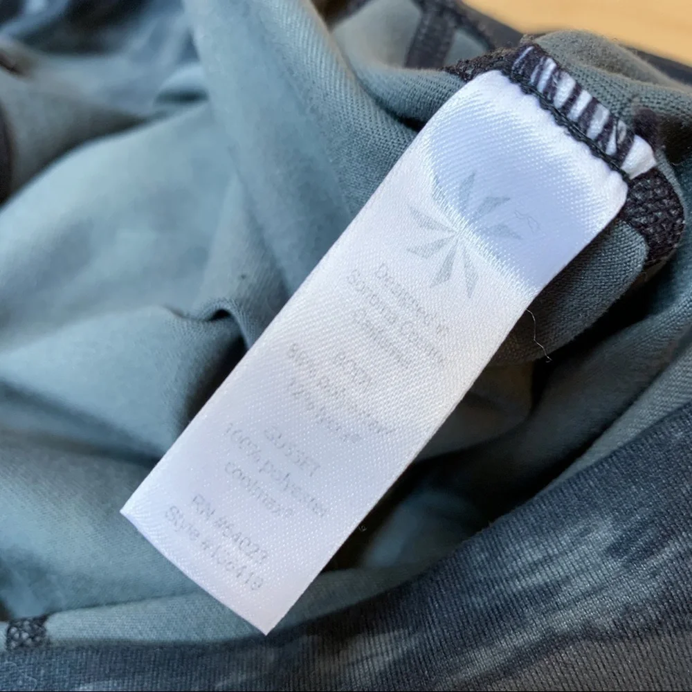 Athleta Chaturunga Ankle Length Leggings Tights, S. - Picture 6 of 6